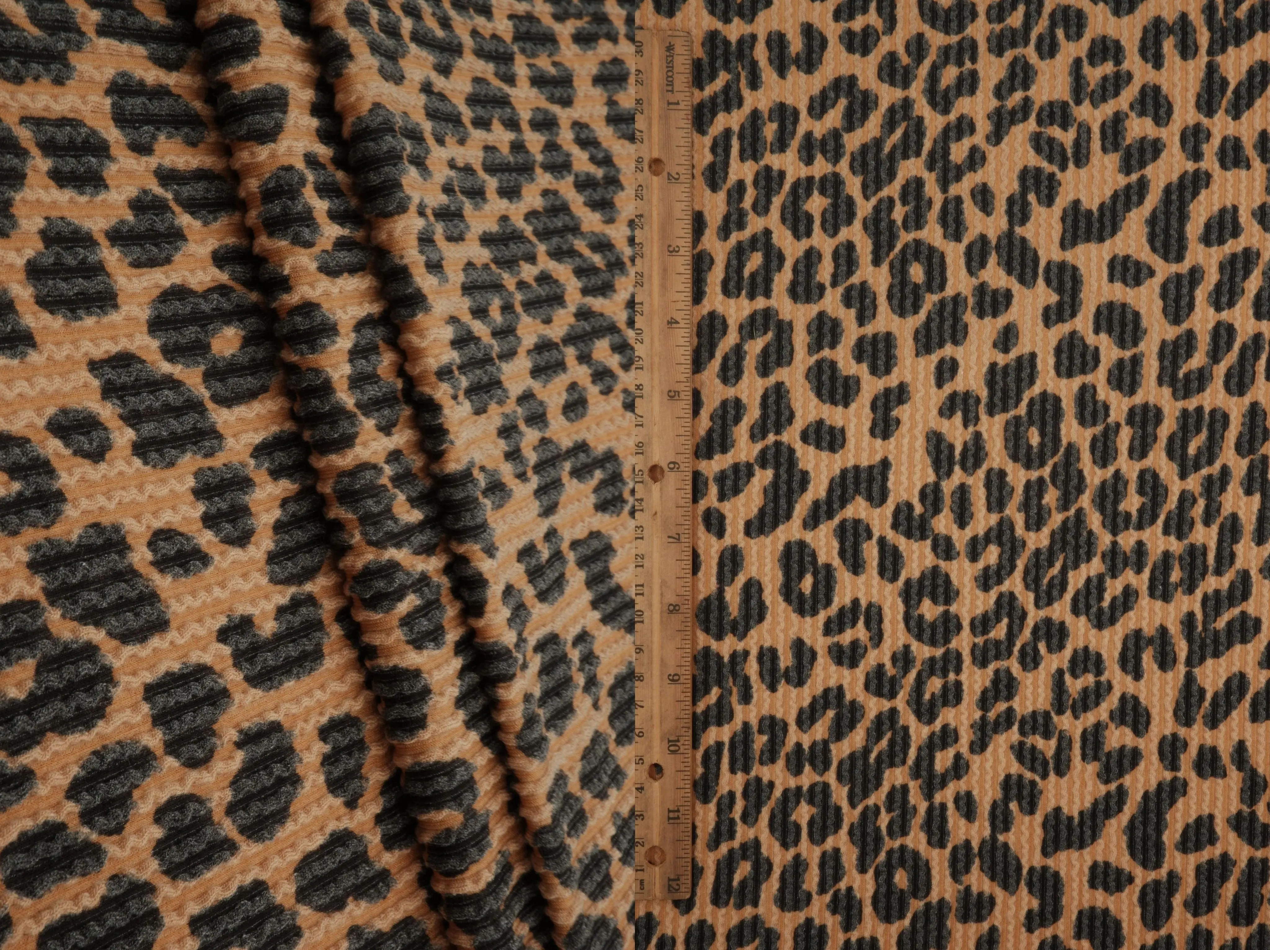 Animal Print Jacquard Double Knit Fabric - KNT4463-S304102 - Image 14