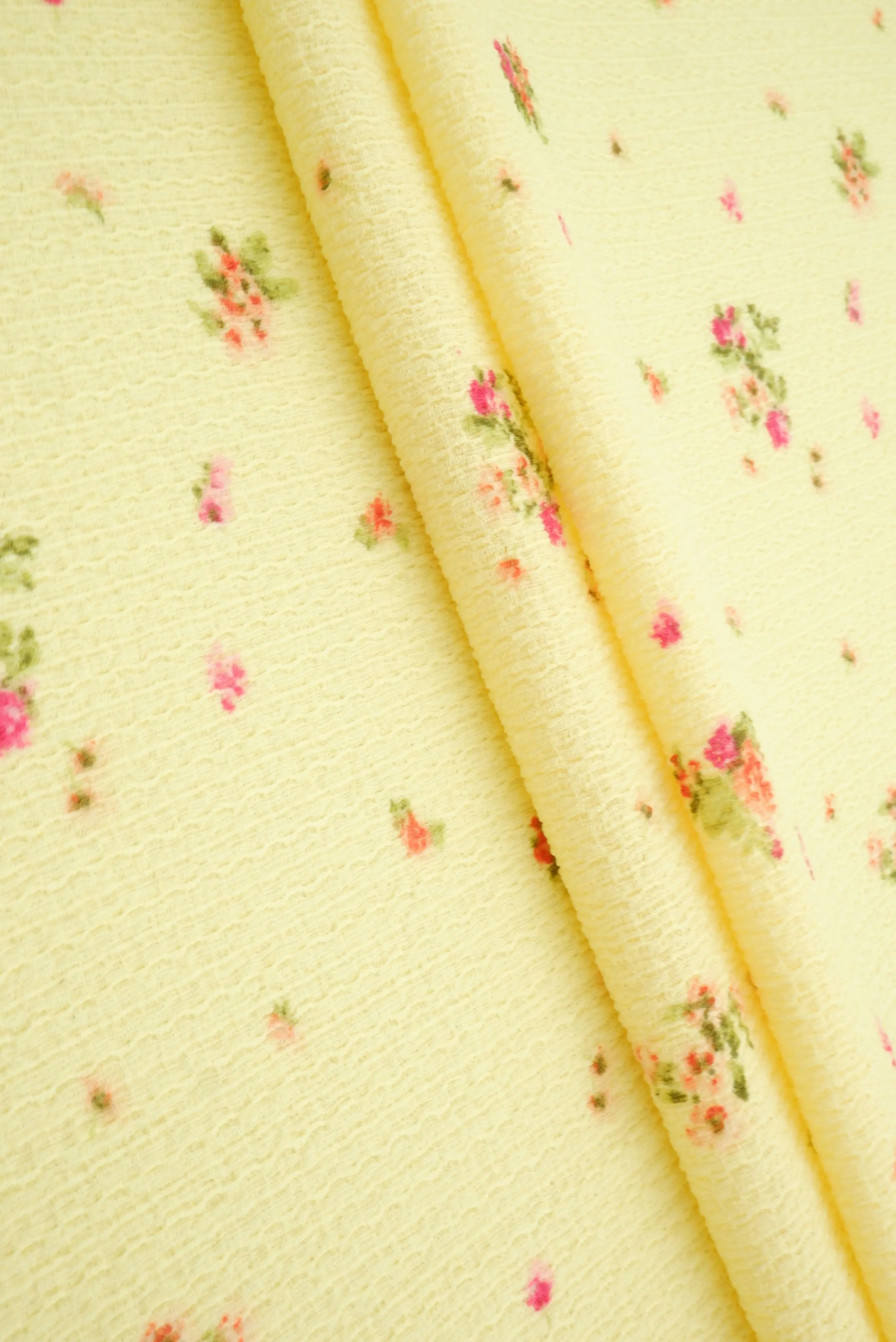 Crinkle Crepe Ditsy Floral Print Knit Fabric CRP4670-MS11578 - Image 10