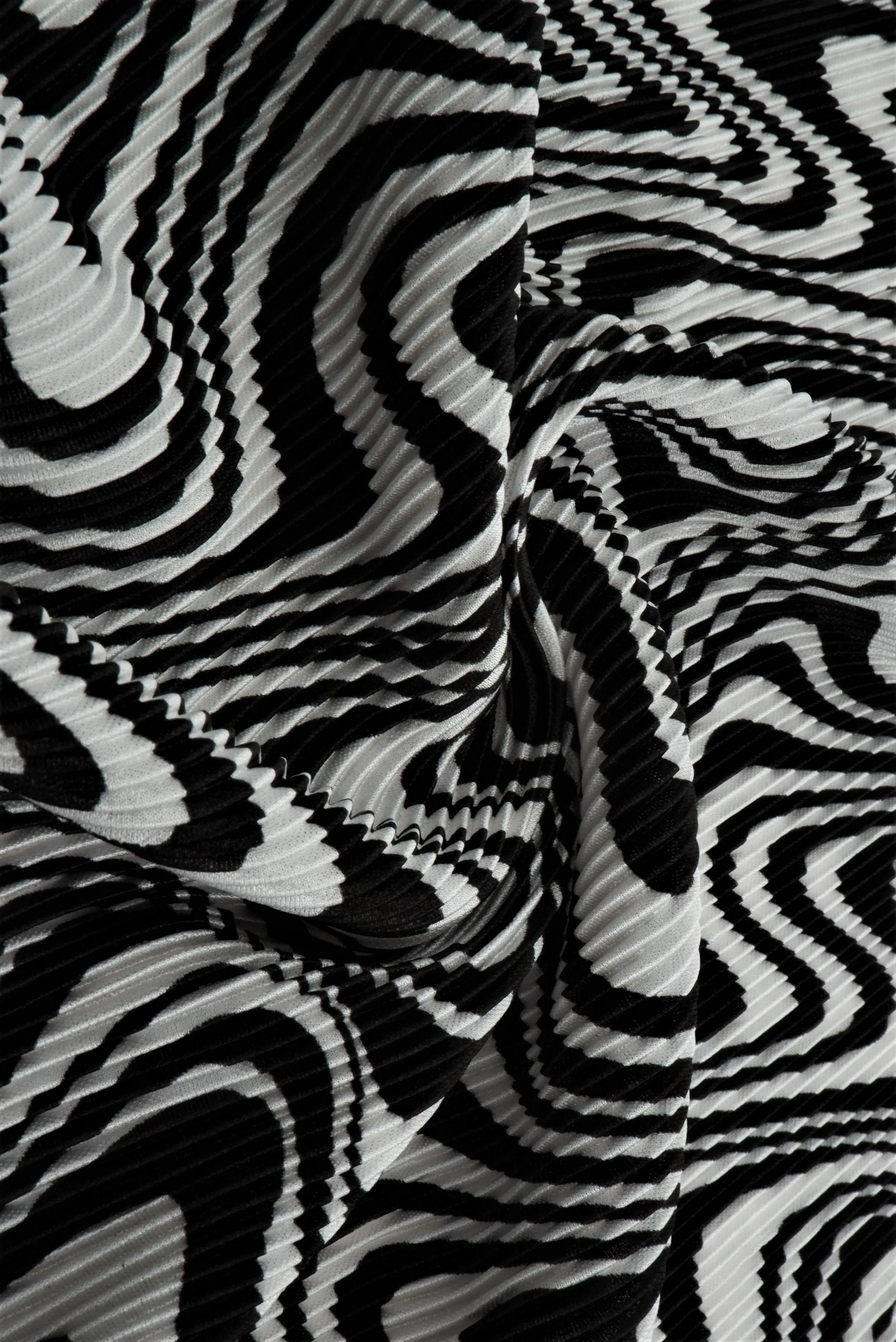 Pleated Abstract Geometric Bodre Interlock Fabric - KNT3696-Q20611B - Image 3